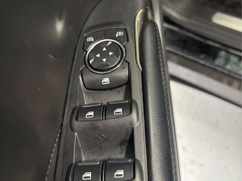 Used 2017 Lincoln MKC Premiere FWD image 24