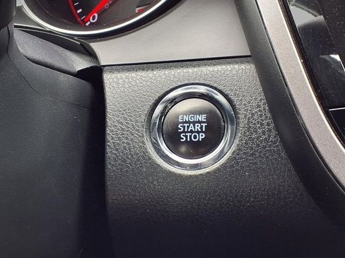Used 2024 Toyota Camry XSE FWD image 8