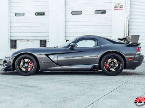 Used 2009 Dodge Viper ACR RWD image 12