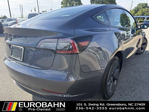 Used 2023 Tesla Model 3 Standard Range RWD image 5