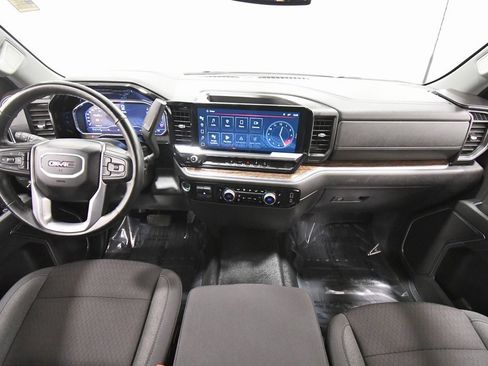 Used 2024 GMC Sierra 3500 SLE image 3