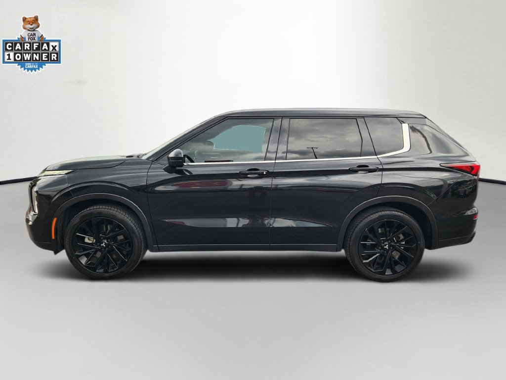 Used 2024 Mitsubishi Outlander SE Black Edition FWD image 4