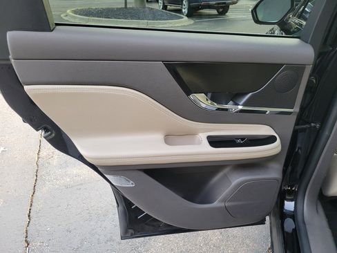 Certified 2024 Lincoln Corsair AWD w/ Equipment Group 101A image 32