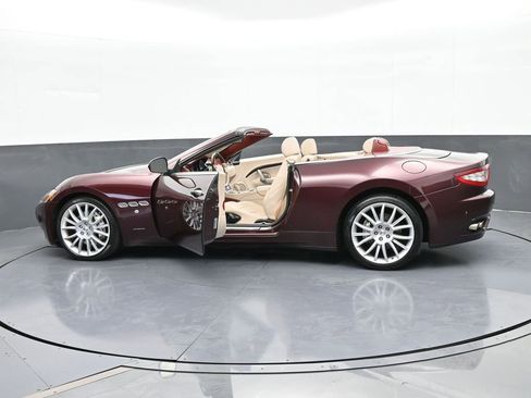 Used 2015 Maserati GranTurismo Convertible image 65