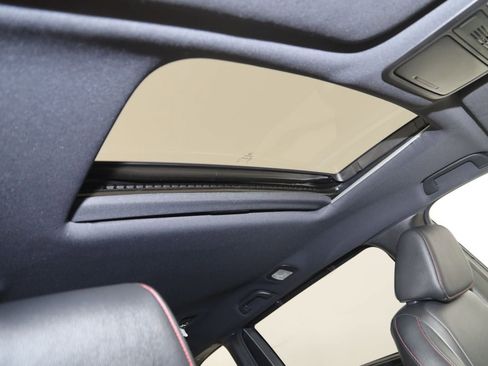 Used 2023 Honda Odyssey Sport image 10