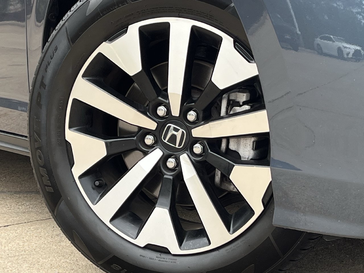 Used 2025 Honda Odyssey EX-L image 29
