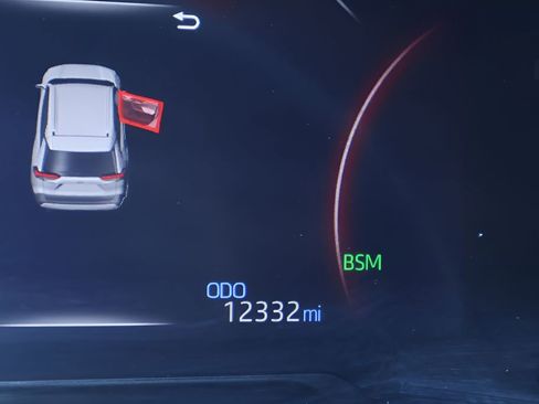 Certified 2025 Toyota RAV4 XLE Premium image 25