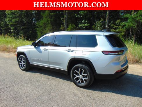 Certified 2024 Jeep Grand Cherokee L Limited RWD image 5