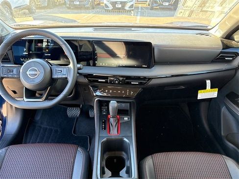 New 2026 Nissan Kicks SR w/ Cold Weather Package image 13