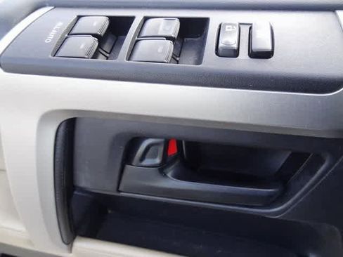 Used 2013 Toyota 4Runner SR5 w/ Premium Pkg image 17