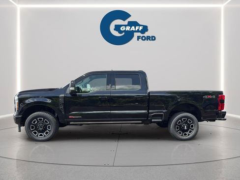 New 2026 Ford F250 Platinum AWD/4WD image 3