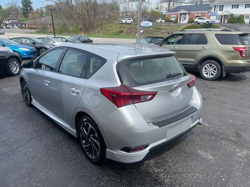Used 2016 Scion iM image 9
