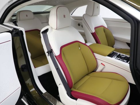 Certified 2025 Rolls-Royce Spectre w/ Spectre Launch Package AWD/4WD image 20
