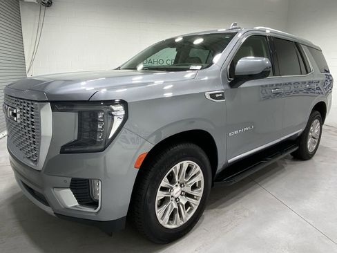 Used 2023 GMC Yukon Denali w/ LPO, Floor Liner Package image 4