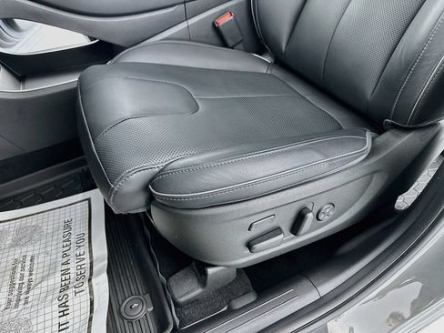 Used 2023 Hyundai Santa Fe Limited w/ Cargo Package AWD/4WD image 29