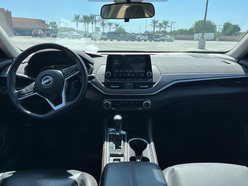 Used 2023 Nissan Altima 2.5 SR AWD/4WD image 13