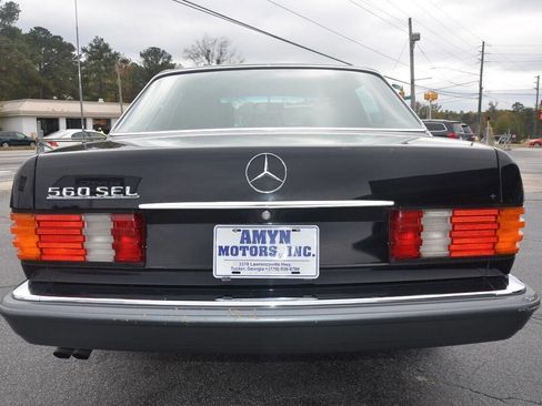 Used 1991 Mercedes-Benz 560 SEL image 5