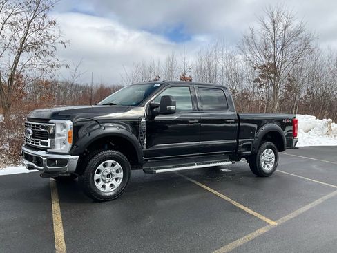 Used 2023 Ford F250 XLT w/ Snow Plow Prep Package image 33
