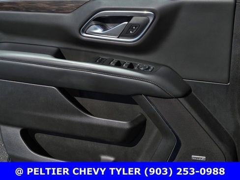 Used 2022 Chevrolet Tahoe Z71 w/ Luxury Package image 31