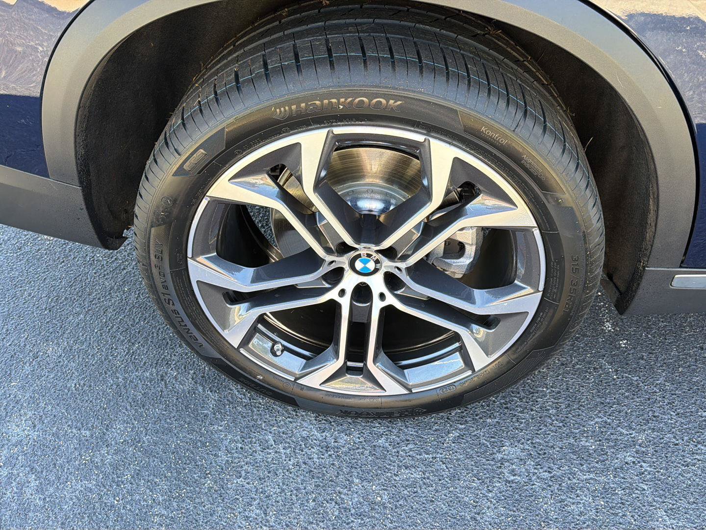 Used 2024 BMW X5 sDrive40i w/ Premium Package RWD image 40