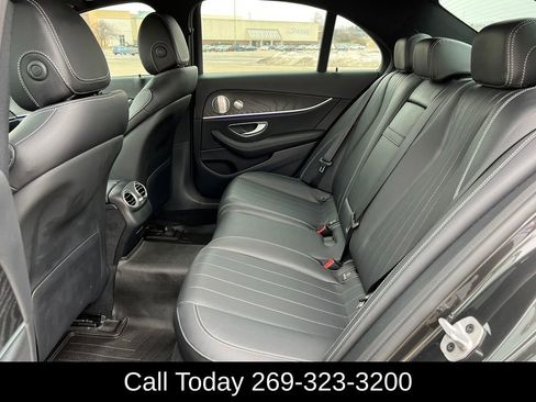 Used 2023 Mercedes-Benz E 350 4MATIC Sedan image 4