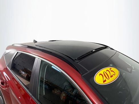 Used 2025 Hyundai Tucson SEL AWD/4WD image 43