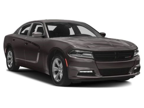 Used 2018 Dodge Charger SXT Plus RWD image 10