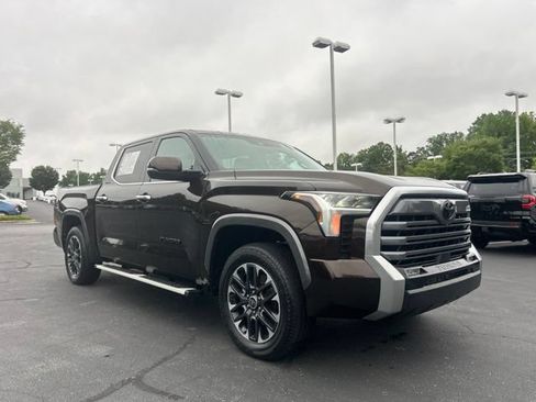 Used 2023 Toyota Tundra Limited AWD/4WD image 4