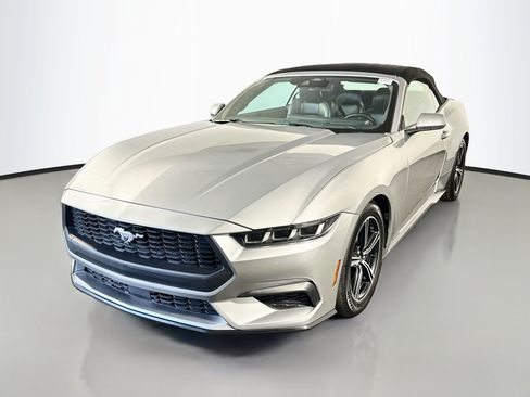 Used 2024 Ford Mustang Premium RWD image 4