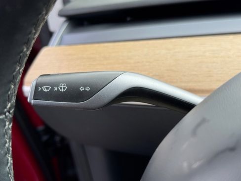 Used 2019 Tesla Model 3 Standard Range Plus image 30