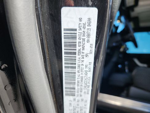 Used 2017 Jeep Wrangler Rubicon w/ Power Convenience Group image 25