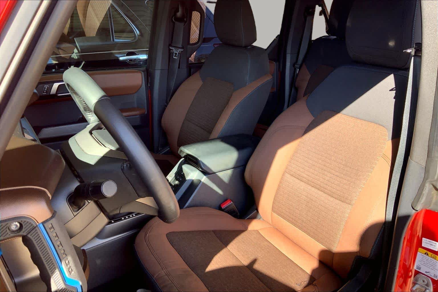 Used 2022 Ford Bronco Outer Banks AWD/4WD image 7
