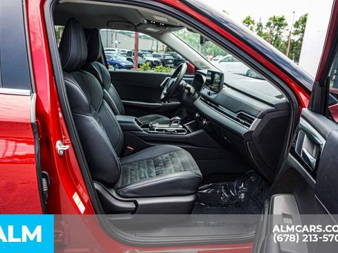 Used 2025 Mitsubishi Outlander SE FWD image 25