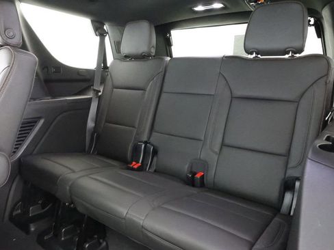 Used 2023 Chevrolet Tahoe High Country image 13