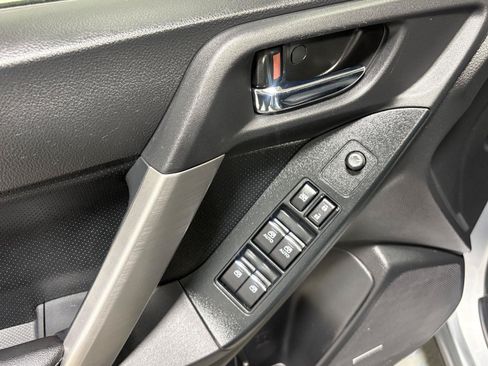 Used 2018 Subaru Forester 2.5i Limited AWD/4WD image 25