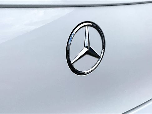 Used 2018 Mercedes-Benz GLC 300 4MATIC Coupe image 30