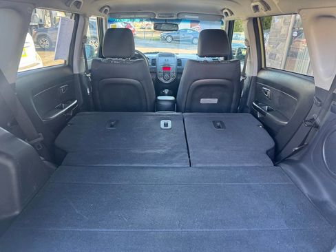 Used 2011 Kia Soul + w/ Audio Pkg image 18