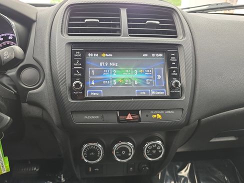 Used 2018 Mitsubishi Outlander Sport ES FWD image 19