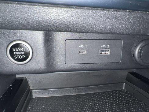Used 2023 Nissan Rogue SV AWD/4WD image 28