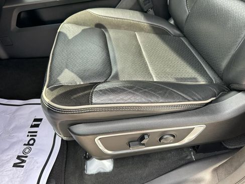 Used 2024 RAM 1500 Laramie image 15