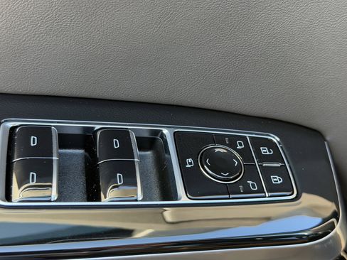 Certified 2025 Cadillac Escalade Premium Luxury w/ Touring Package image 18