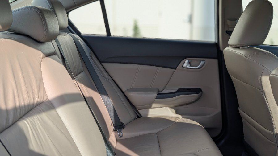Used 2014 Honda Civic Hybrid Sedan image 23