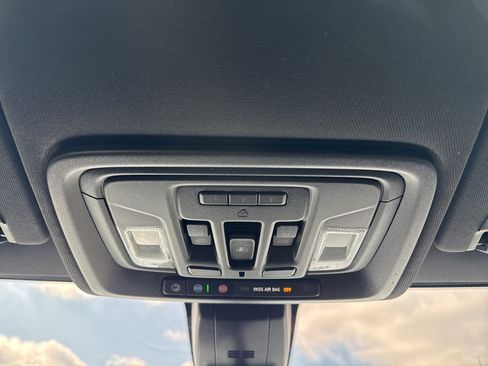 Used 2022 Chevrolet Silverado 3500 High Country w/ LPO, Hitch Package image 25