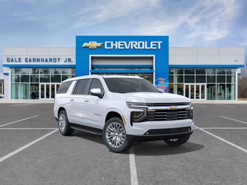 New 2026 Chevrolet Suburban Premier image 2