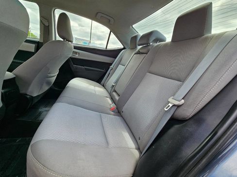Used 2016 Toyota Corolla LE FWD image 12