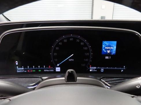 Used 2021 Cadillac Escalade Sport w/ Driver Assist Tech Package image 22