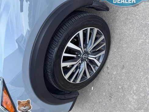 Used 2023 Nissan Kicks SV FWD image 8