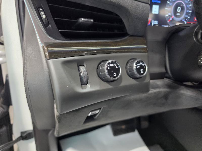 Used 2018 Cadillac Escalade ESV Platinum AWD/4WD image 13