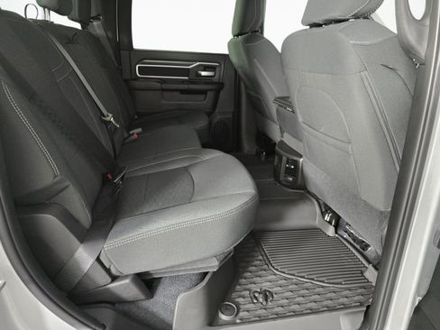 New 2026 RAM 2500 Big Horn AWD/4WD image 36