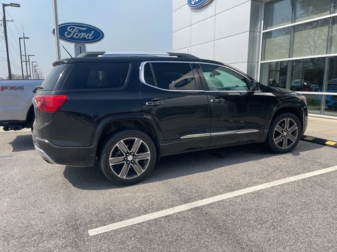 Used 2017 GMC Acadia Denali w/ Technology Package image 7